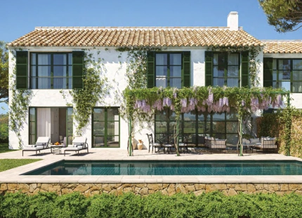 ENCANTADORA VILLA MEDITERRÁNEA EN VENTA EN EL RESORT DE GOLF FINCA CORTESIN