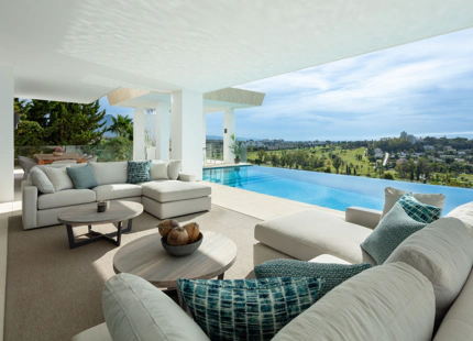 VILLA CONTEMPORÁNEA EN VENTA EN EL PARAÍSO, BENAHAVÍS