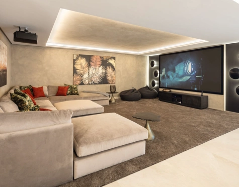 Villa for sale in Mirador del Paraiso, Benahavis