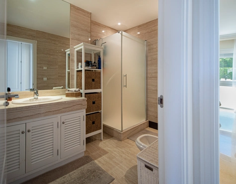 Apartment for sale in Nueva Andalucia, Marbella
