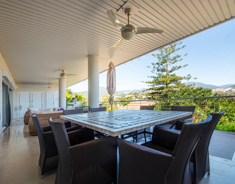 Apartment for sale in Nueva Andalucia, Marbella