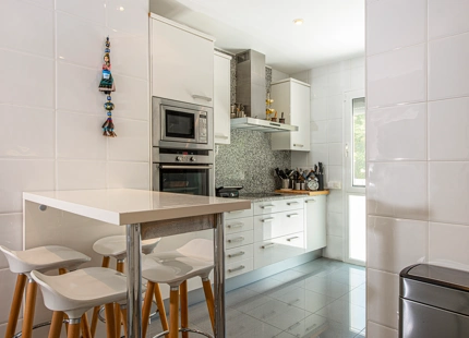 LUJOSO APARTAMENTO DE 2 DORMITORIOS CON VISTAS PANORÁMICAS
