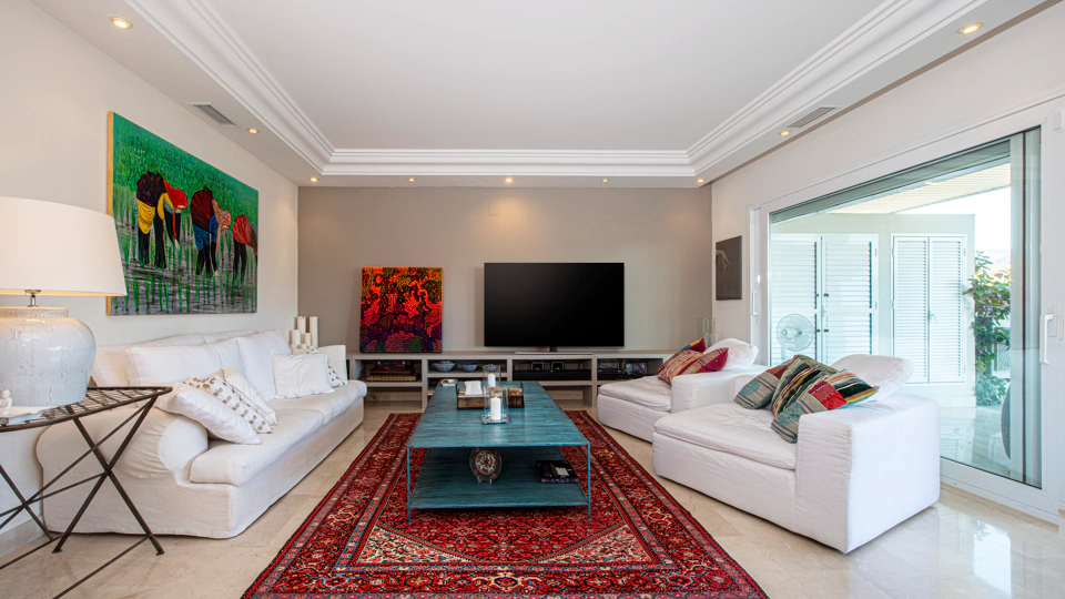 Apartamento en venta en Nueva Andalucia, Marbella