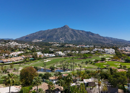LUJOSO APARTAMENTO DE 2 DORMITORIOS CON VISTAS PANORÁMICAS