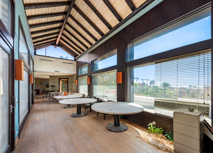 LOCAL COMERCIAL DE PRESTIGIO EN MANSION CLUB, MARBELLA GOLDEN MILE