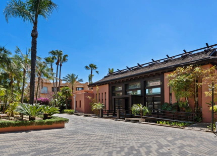 LOCAL COMERCIAL DE PRESTIGIO EN MANSION CLUB, MARBELLA GOLDEN MILE