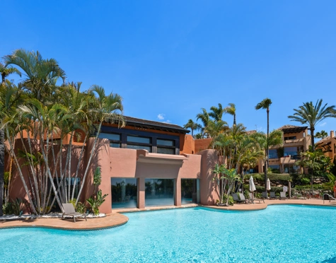 PRESTIGIOUS COMMERCIAL PREMISES IN MANSION CLUB, MARBELLA GOLDEN MILE