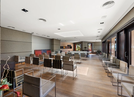 LOCAL COMERCIAL DE PRESTIGIO EN MANSION CLUB, MARBELLA GOLDEN MILE