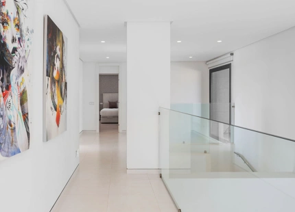 VILLA CONTEMPORÁNEA EN LOMAS DE LA QUINTA CON VISTAS PANORÁMICAS