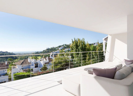 VILLA CONTEMPORÁNEA EN LOMAS DE LA QUINTA CON VISTAS PANORÁMICAS