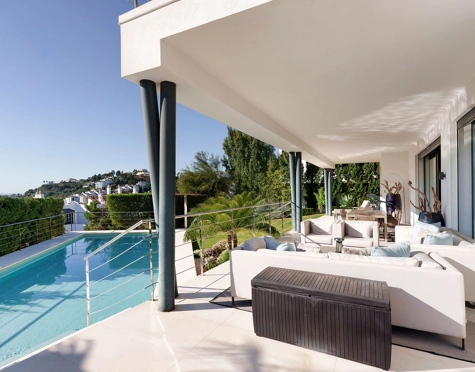 Villa for sale in Lomas de La Quinta, Benahavis