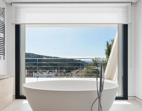Villa for sale in Lomas de La Quinta, Benahavis