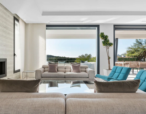 Villa for sale in Lomas de La Quinta, Benahavis
