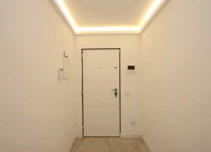 LUXURIOUS PENTHOUSE IN PRIME LOCATION