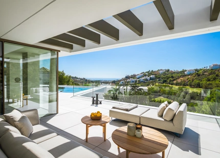 VILLA DE LUJO EN PRIMERA LÍNEA DE GOLF CON VISTAS PANORÁMICAS EN LOMAS DE LA QUINTA