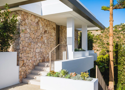 VILLA DE LUJO EN PRIMERA LÍNEA DE GOLF CON VISTAS PANORÁMICAS EN LOMAS DE LA QUINTA