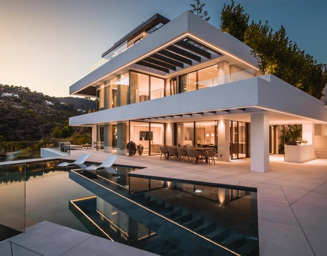 Villa for sale in Lomas de La Quinta, Benahavis