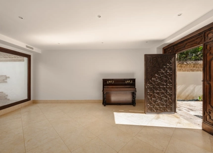 MAGNÍFICA VILLA EN EL CORAZÓN DE LA MILLA DE ORO DE MARBELLA