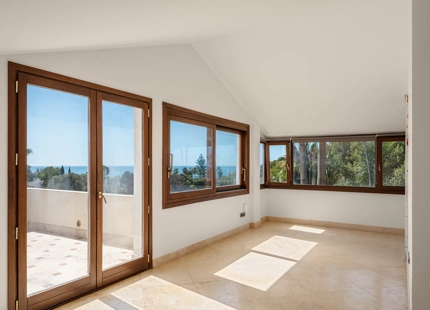 MAGNÍFICA VILLA EN EL CORAZÓN DE LA MILLA DE ORO DE MARBELLA