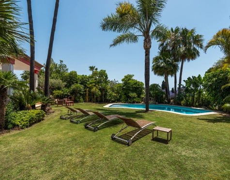 Villa en venta en Marbella Golden Mile