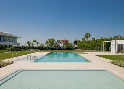 LUJO EXCEPCIONAL EN UNA PRESTIGIOSA COMUNIDAD DE MARBELLA