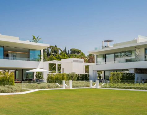 Villa for sale in Marbella Golden Mile