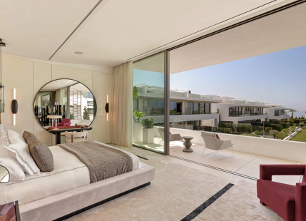 LUJO EXCEPCIONAL EN UNA PRESTIGIOSA COMUNIDAD DE MARBELLA