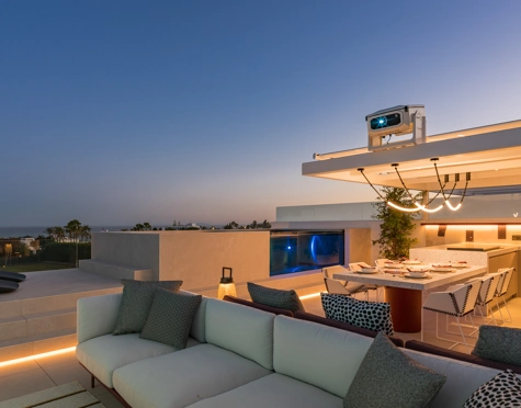 Villa for sale in Marbella Golden Mile