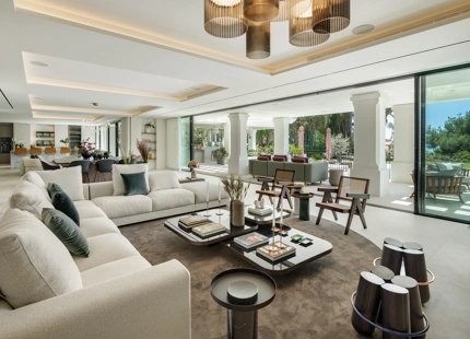 VILLA DE LUJO EN LA EXCLUSIVA SIERRA BLANCA, MILLA DE ORO DE MARBELLA