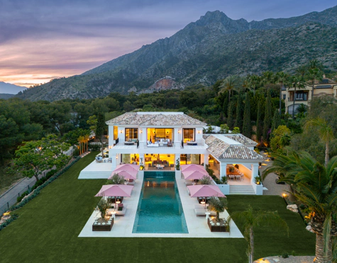 LUXURY VILLA IN THE EXCLUSIVE SIERRA BLANCA, MARBELLA GOLDEN MILE