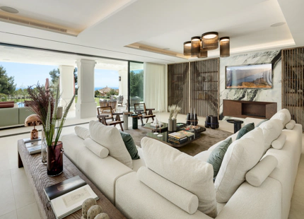 VILLA DE LUJO EN LA EXCLUSIVA SIERRA BLANCA, MILLA DE ORO DE MARBELLA
