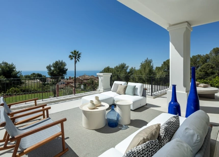 VILLA DE LUJO EN LA EXCLUSIVA SIERRA BLANCA, MILLA DE ORO DE MARBELLA