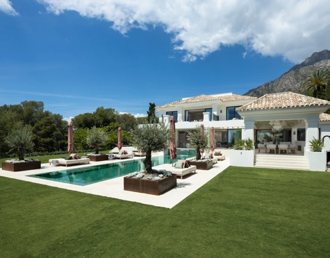Villa en venta en Sierra Blanca, Marbella Golden Mile