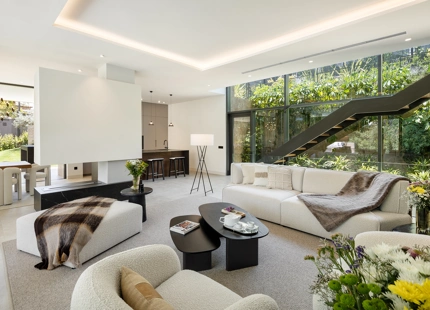 ELEGANT CONTEMPORARY VILLA IN LA CERQUILLA, NUEVA ANDALUCÍA