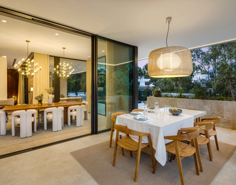 Villa for sale in La Cerquilla, Nueva Andalucia