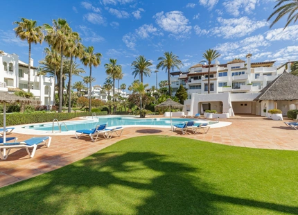 LUXURIOUS PENTHOUSE IN PREMIER BEACHFRONT URBANISATION