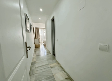 LUXURIOUS PENTHOUSE IN PREMIER BEACHFRONT URBANISATION