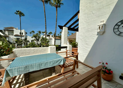 LUXURIOUS PENTHOUSE IN PREMIER BEACHFRONT URBANISATION