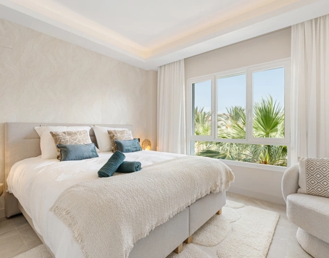 Penthouse for sale in Nueva Andalucia, Marbella