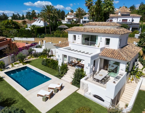Villa for sale in La Quinta, Benahavis