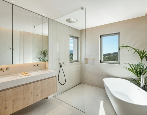 Villa for sale in La Quinta, Benahavis