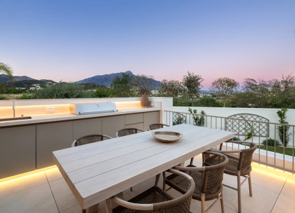 STUNNING MEDITERRANEAN VILLA BY JORGE RINCÓN WONG IN LA QUINTA
