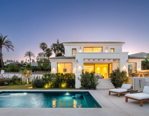 Villa for sale in La Quinta, Benahavis