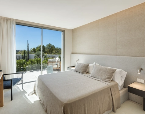 Villa for sale in La Quinta, Benahavis