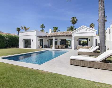 VILLA EXCEPTIONAL EN NUEVA ANDALUCIA