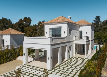 IMPRESIONANTE VILLA EN NUEVA ANDALUCÍA