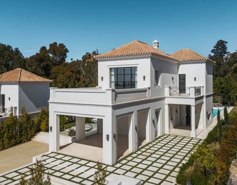 Villa en venta en La Cerquilla, Nueva Andalucia