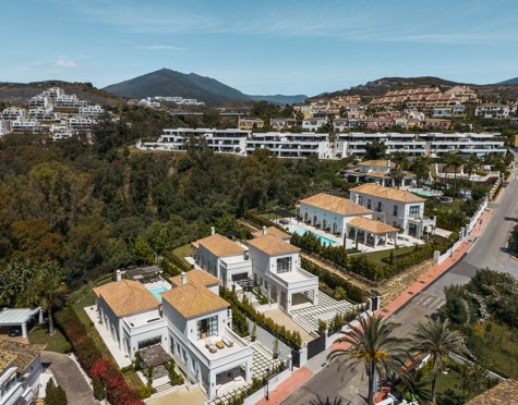Villa en venta en La Cerquilla, Nueva Andalucia