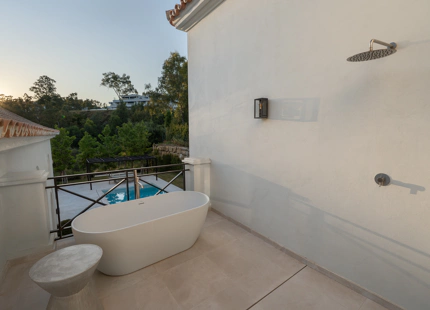 IMPRESIONANTE VILLA EN NUEVA ANDALUCÍA