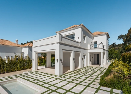IMPRESIONANTE VILLA EN NUEVA ANDALUCÍA